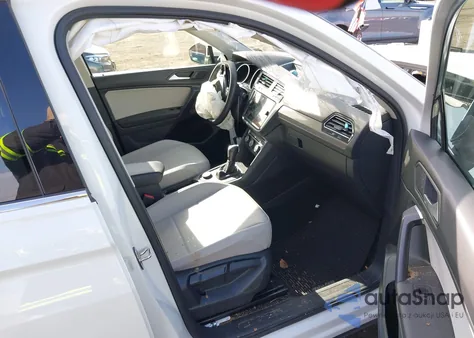 2021 Volkswagen Tiguan 2.0T Se/2.0T Se R-Line Black/2.0T Sel из США, поврежденный, VIN 3VV2B7AXXMM033132